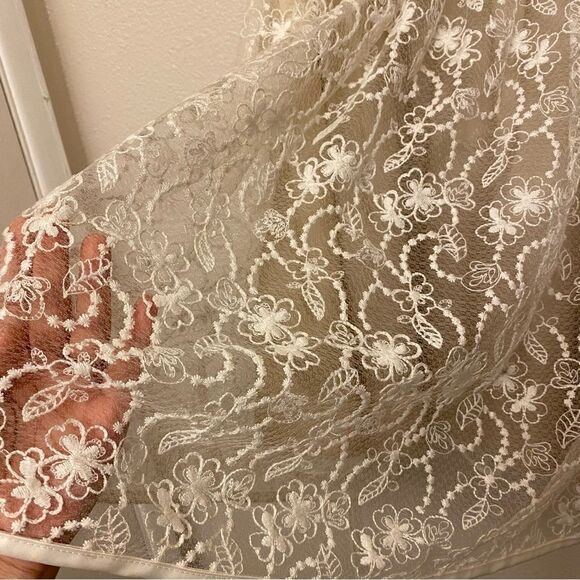 Beige lace overlay long skirt sleeveless floral long formal flower girl gown 7/8 - Picture 6 of 10